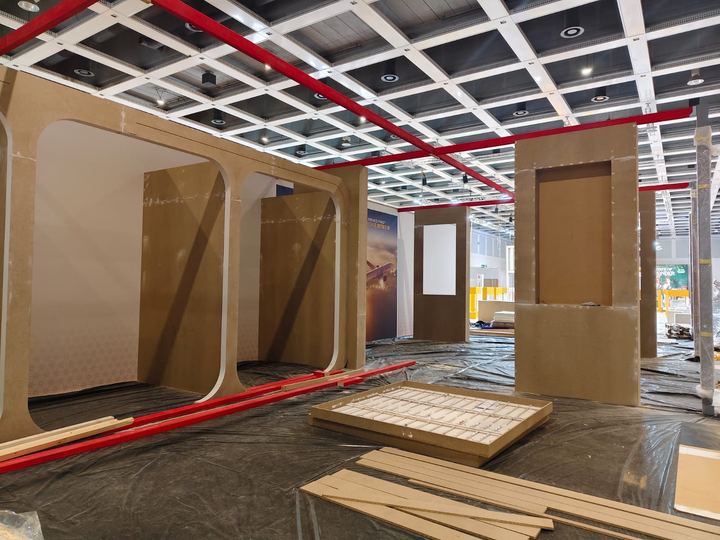 Stand under construction in the exhibition hall